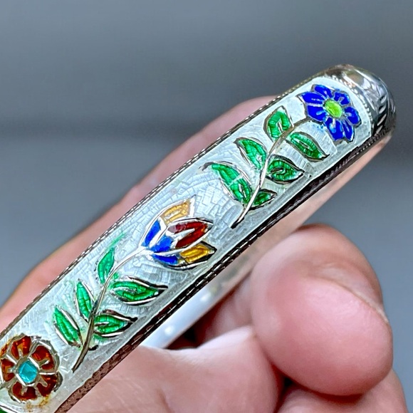 🌺Vintage Sterling Guilloche Enamel Bracelet - Picture 11 of 16